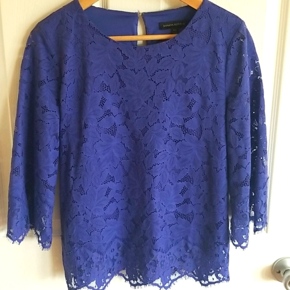 Elegant lace top